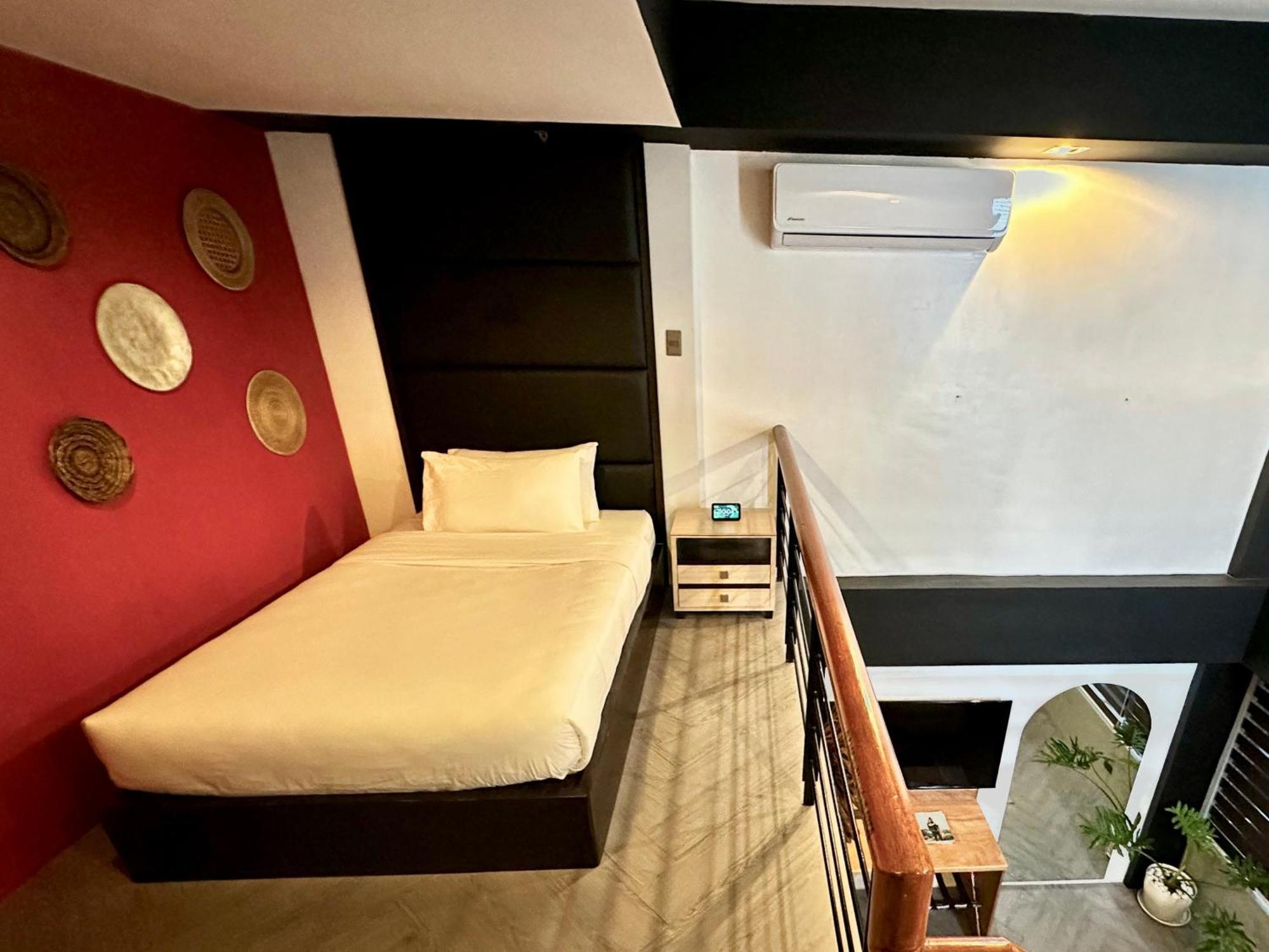Havitat Boutique Hotel Makati City Екстериор снимка
